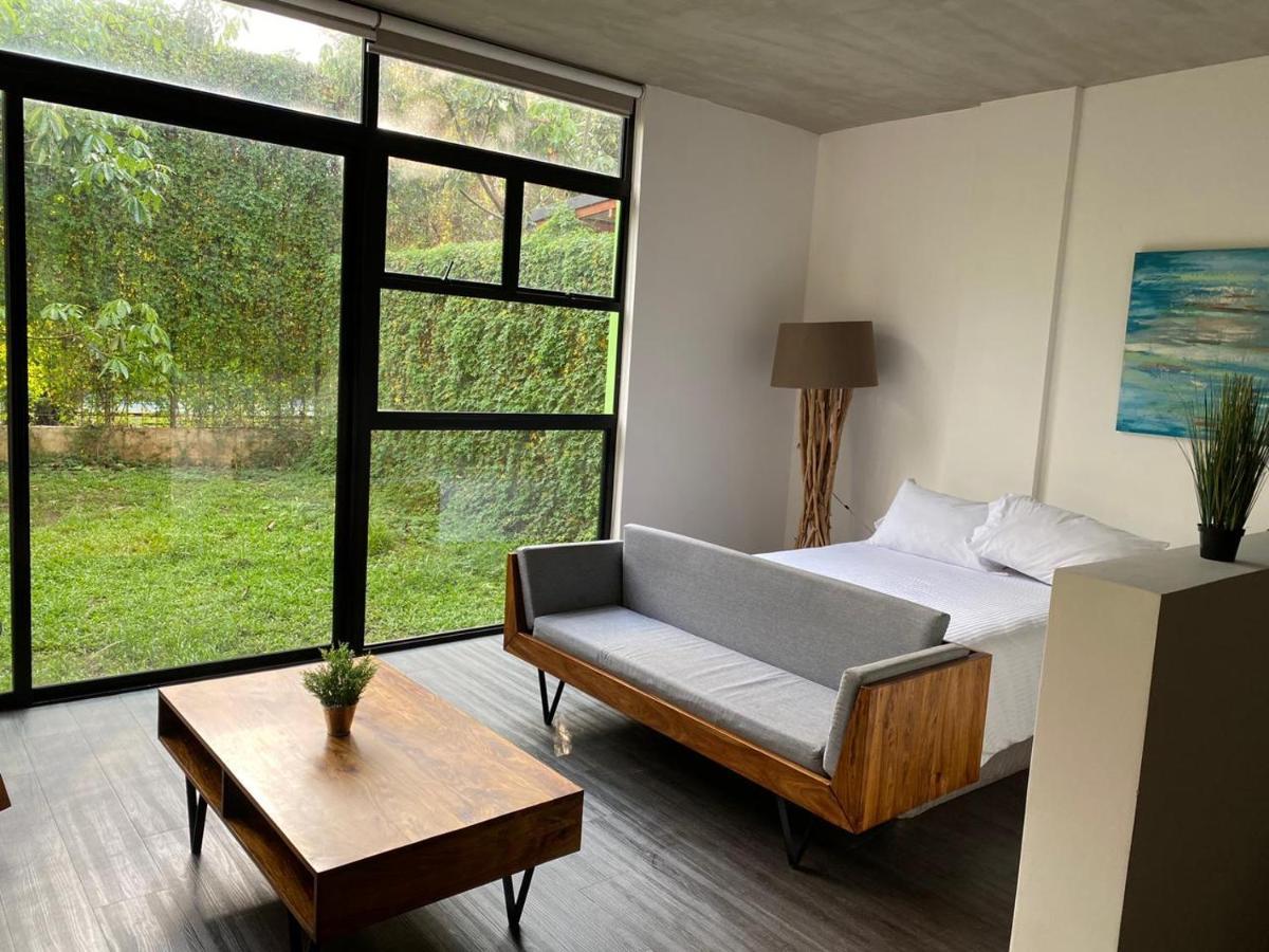 Bee Suites Santa Ana Santa Ana  Zewnętrze zdjęcie