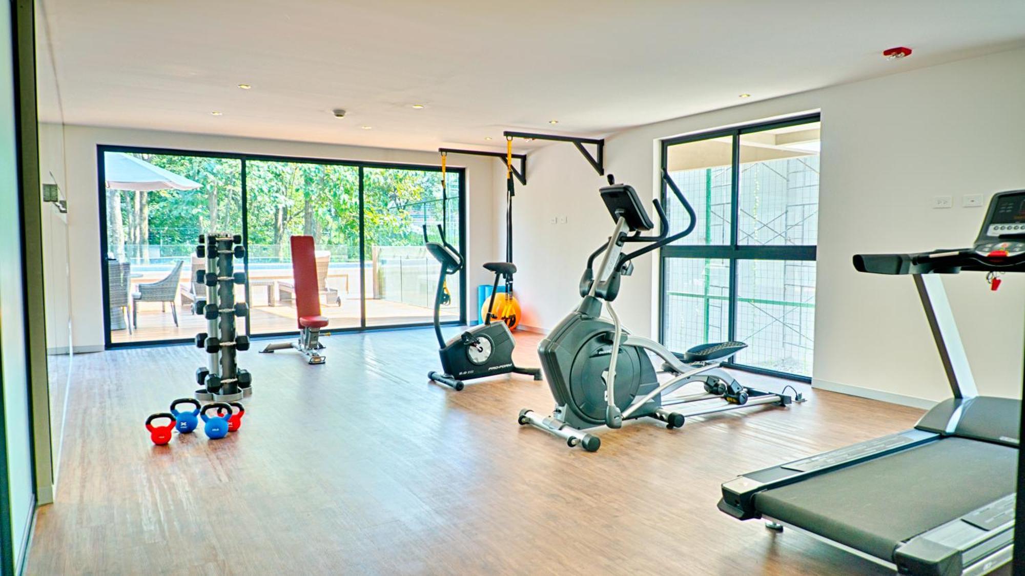 Bee Suites Santa Ana Zewnętrze zdjęcie