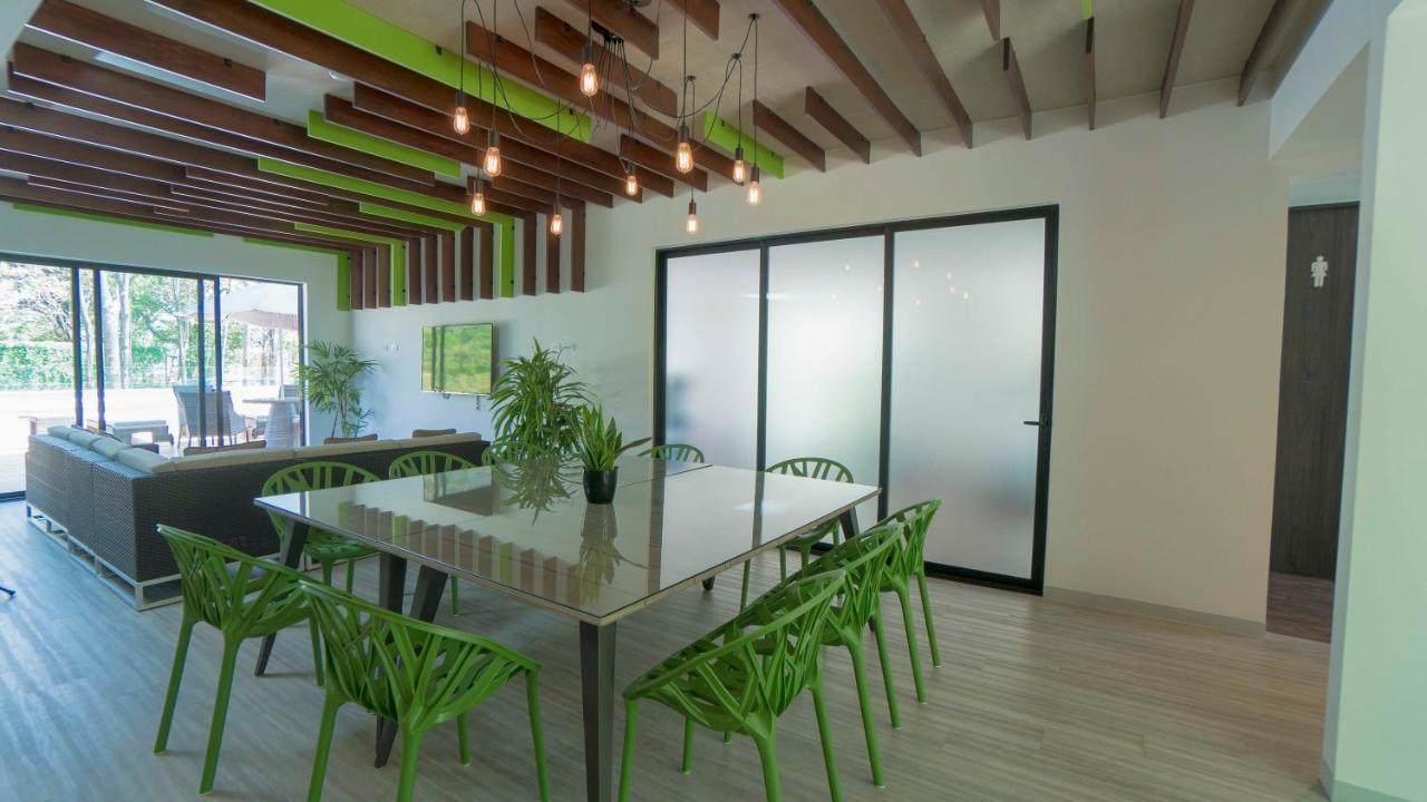 Bee Suites Santa Ana Santa Ana  Zewnętrze zdjęcie