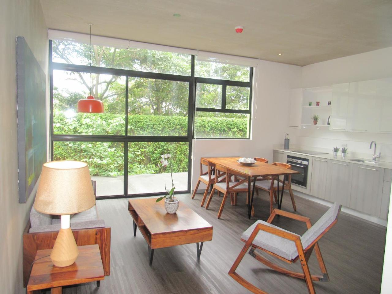Bee Suites Santa Ana Santa Ana  Zewnętrze zdjęcie