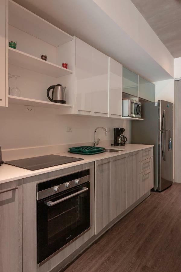 Bee Suites Santa Ana Zewnętrze zdjęcie