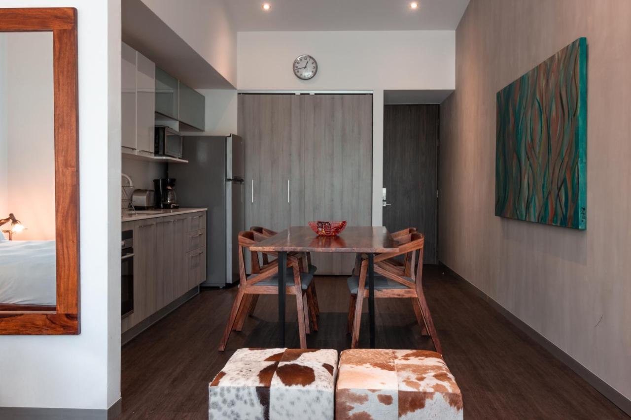 Bee Suites Santa Ana Zewnętrze zdjęcie