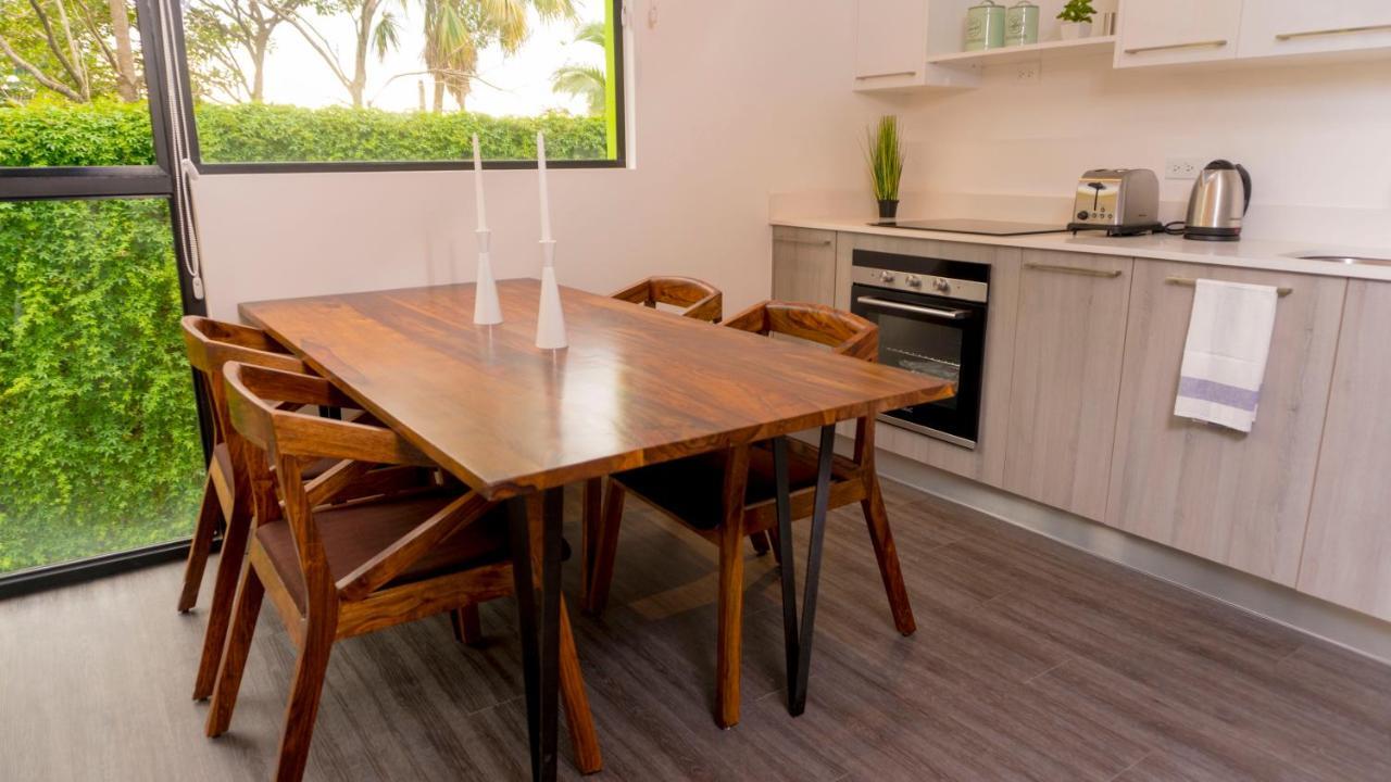 Bee Suites Santa Ana Santa Ana  Zewnętrze zdjęcie